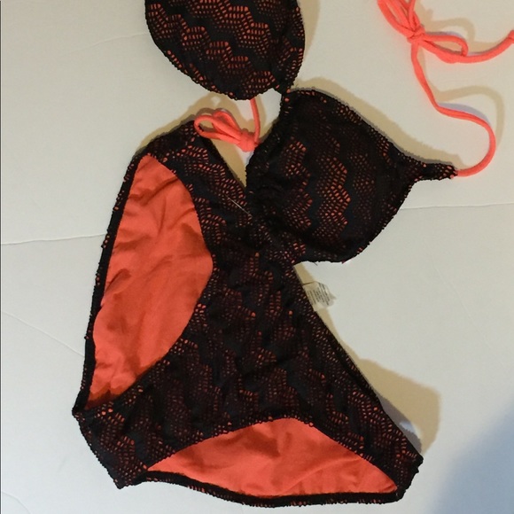 OP black and orange bathing suit juniors 15-17 - Picture 2 of 6